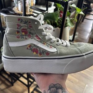 Vans Women's High-Top Sneakers with Floral Design